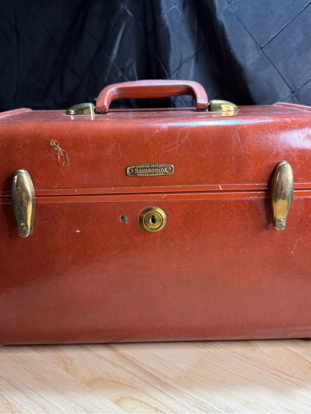 Samsonite Leather Toiletry Train Case - Chestnut Brown